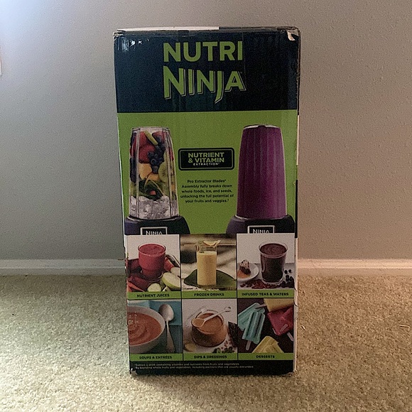 Nutri Ninja - 900 Watts - Picture 2 of 2